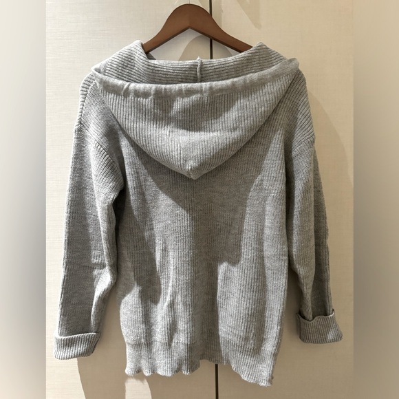 Women’s grey hooded zip up sweater. Size Medium. - Picture 2 of 3
